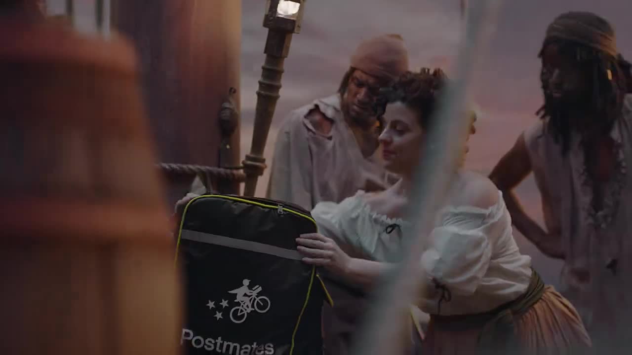  Woman saves pirate crew with her delivery