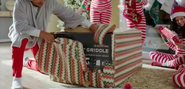  'Holiday Season: Best Outdoor Products'