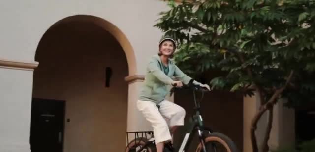 Aventon 'Black Friday: Change the Way You Move'