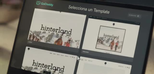  Amigos forman una empresa gracias a GoDaddy