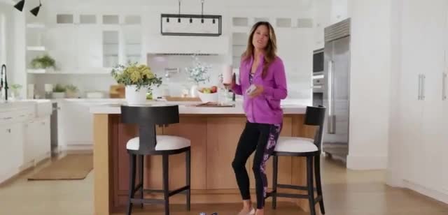 Skechers Hands Free Slip-ins 'Back in the Day' Ft Brooke Burke