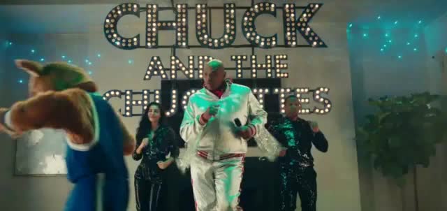 Capital One Charles Barkley disco dancing in the living room