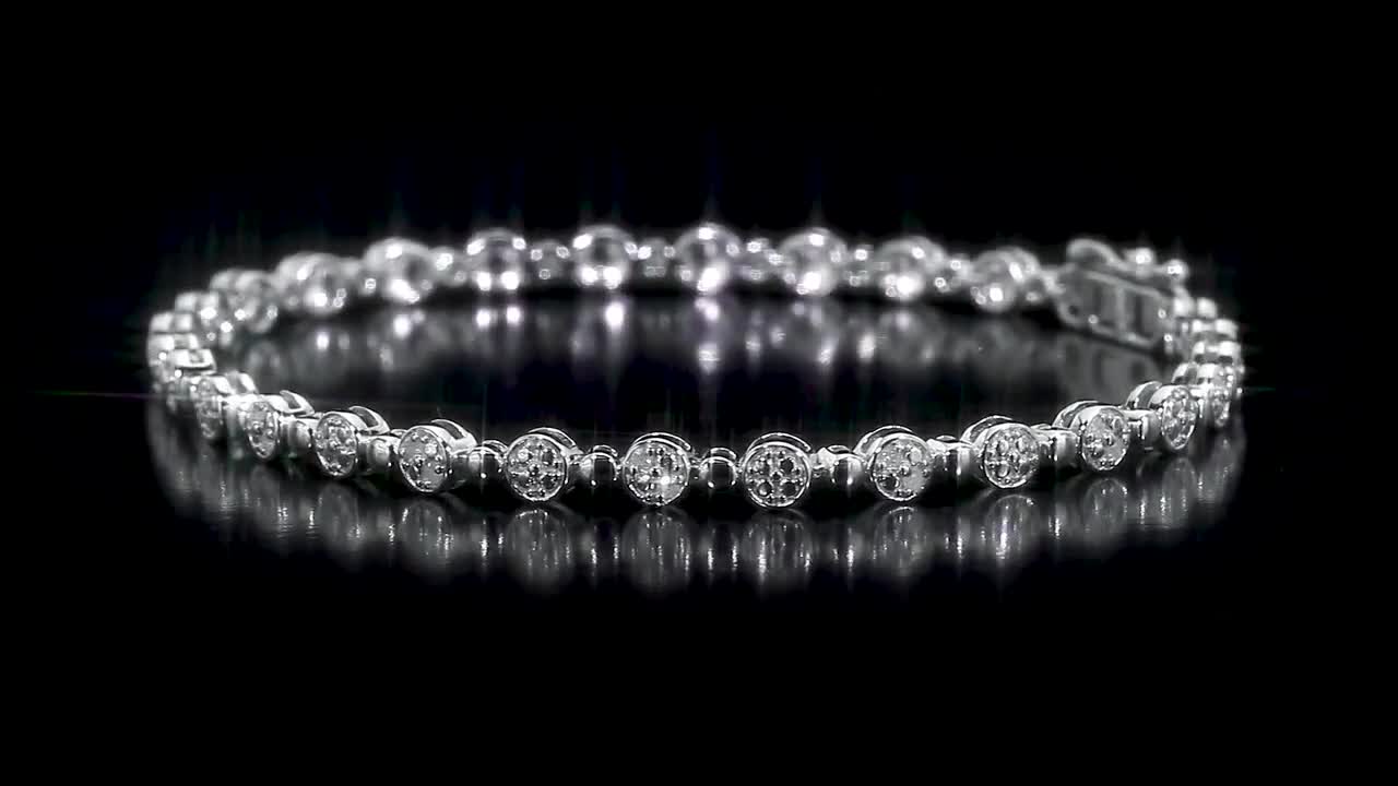 REEDS Jewelers 1/4ctw Diamond Circle Link Sterling Silver Bracelet