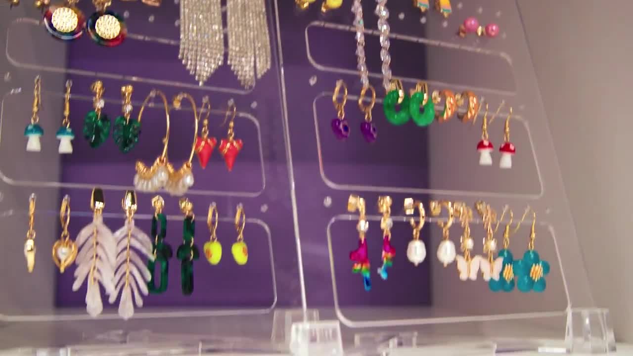 Claire's Accessories Closet Tour with Taylen Biggs