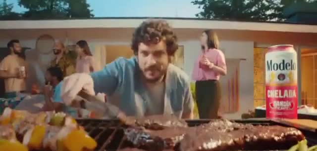 Modelo With a pinch of chili