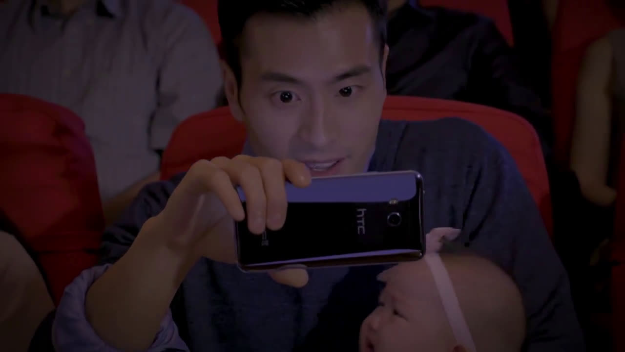  U11 with Edge Sense - Never miss precious moments