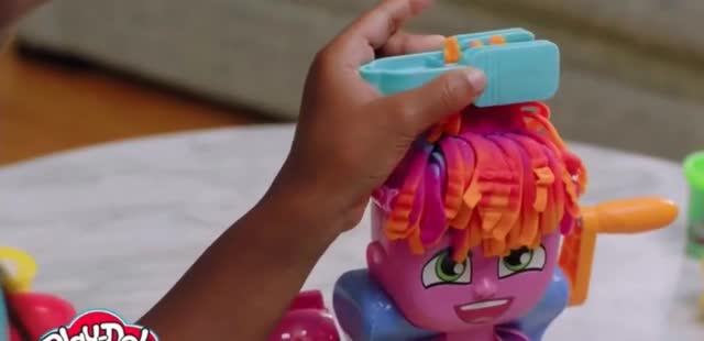 Play-Doh Hair Stylin' Salon Playset 'Curls, Crimps, and Colors'