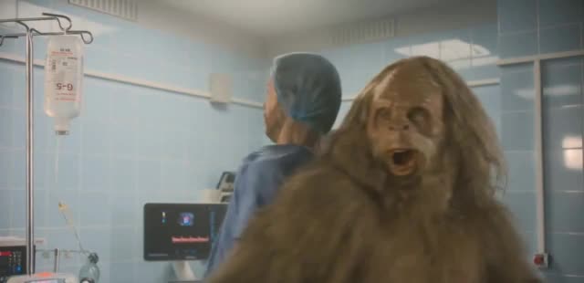 Jack Link's the yeti at the doctor