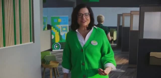 H&R Block who is the actor in '60,000 Tax Pros'