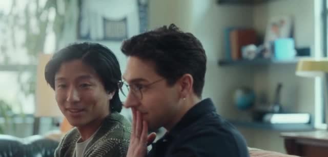  Couple opening their gifts