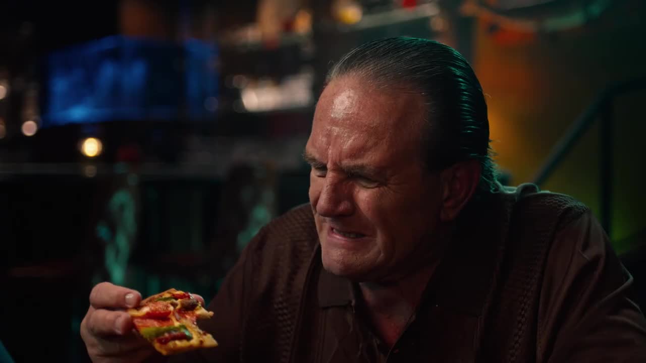 Pizza Hut Sorry, Chicago | Chicago Tavern-Style Pizza