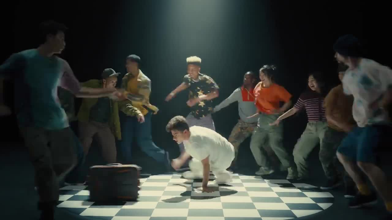 Xfinity Light the way: Breaking la historia de Víctor Montalvo