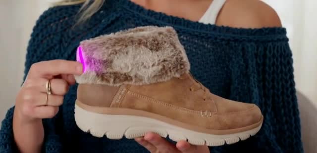 Skechers Hands Free Slip-Ins 'Built-In Shoehorn'