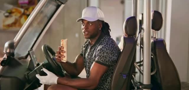 Taco Bell  Cantina Chicken 'Golf Course' Featuring Davante Adams