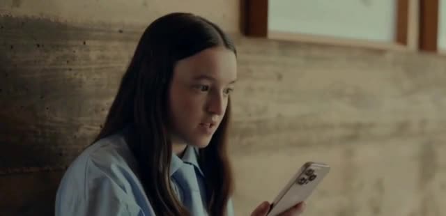 Apple iPhone 16 'More Personal Siri'