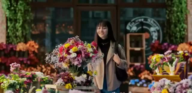 Mucinex Two-in-One Saline Nasal Spray 'Innovative Power Jet'