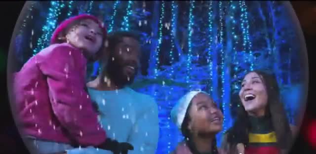 Dollywood 'Smoky Mountain Christmas'