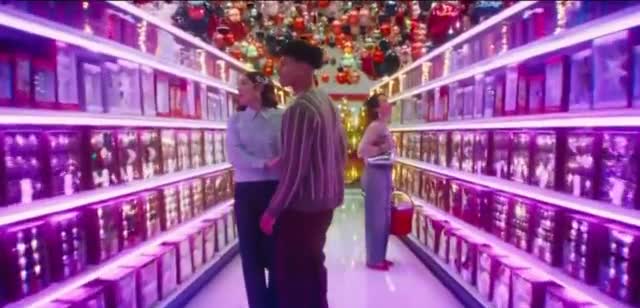  'Fiestas más felices' canción de Griff