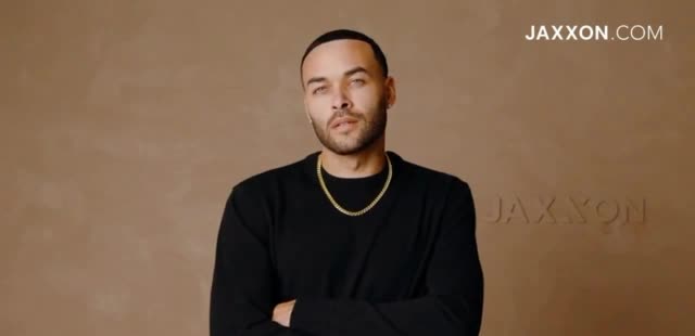  Black Friday Sale 'Never Take It Off: Up to 50% Off'