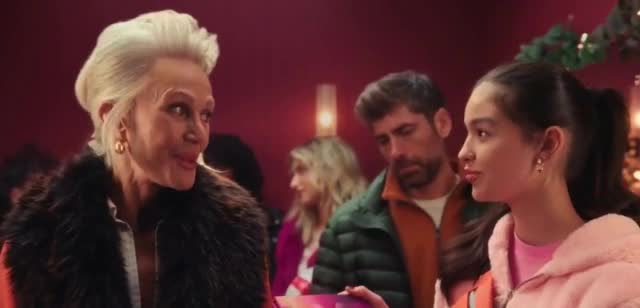 Ulta Beauty Friday Sale 'Holidays Joy in the Present' Song by JETTE