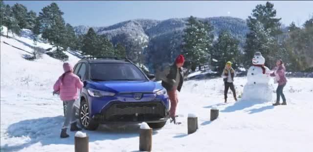  Toyotathon 'Shake Up the Holidays'