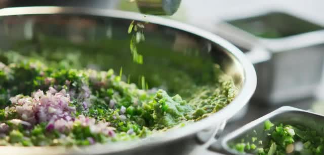 Chipotle Mexican Grill Guacamole 'Karen'