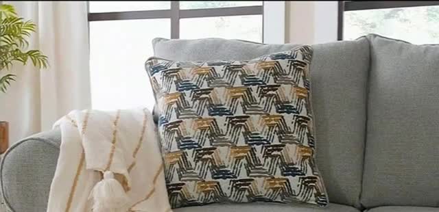 Bob's Discount Furniture 'Holiday the Bob's Way: Kylie Sofa'