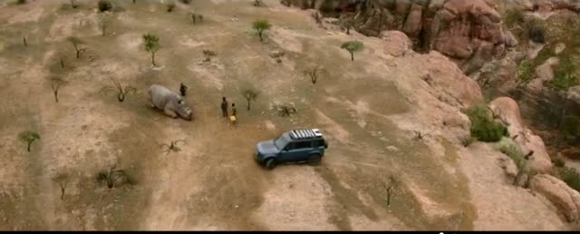 Land Rover Defender 'Journey' Song by Nia Archives 