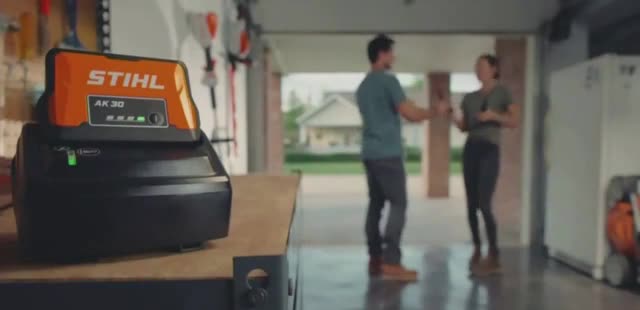 STIHL 'Do It All: Free Extra Battery'