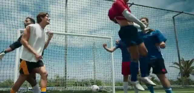Michelob ULTRA 'Partido de fútbol'