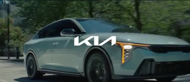 KIA K4 'You Can't Look Away' 
