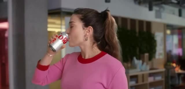 Diet Coke 'The Ponytail'