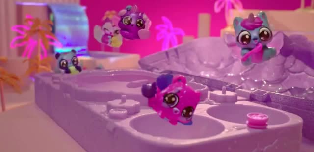 Hatchimals Alive! Neon Rainbow TV Spot, 'Total Surprise'