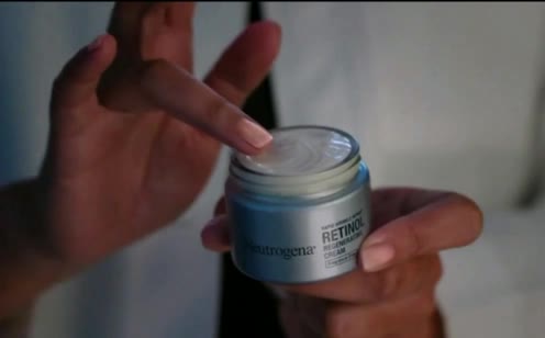 Neutrogena Retinol Regnerating Cream