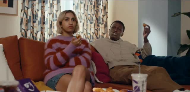 Taco Bell Crispy Chicken Nuggets 'Chicken Place Nuggets are Back'