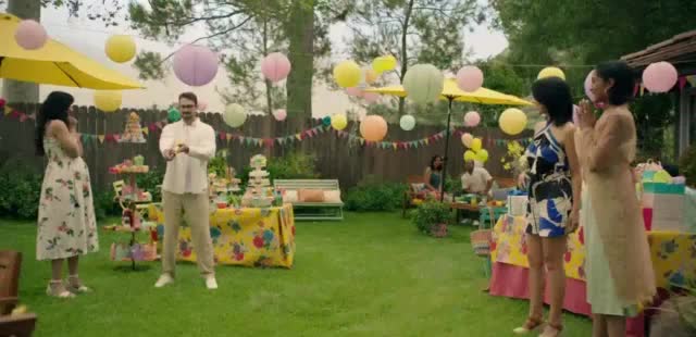 Walmart 'Fiesta de revelación de género: entrega rápida'