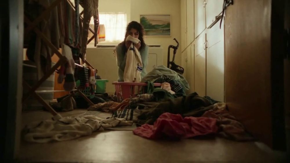 AT&T Wireless – College Football: Kickoff Tradition (Wireless Service Ad)