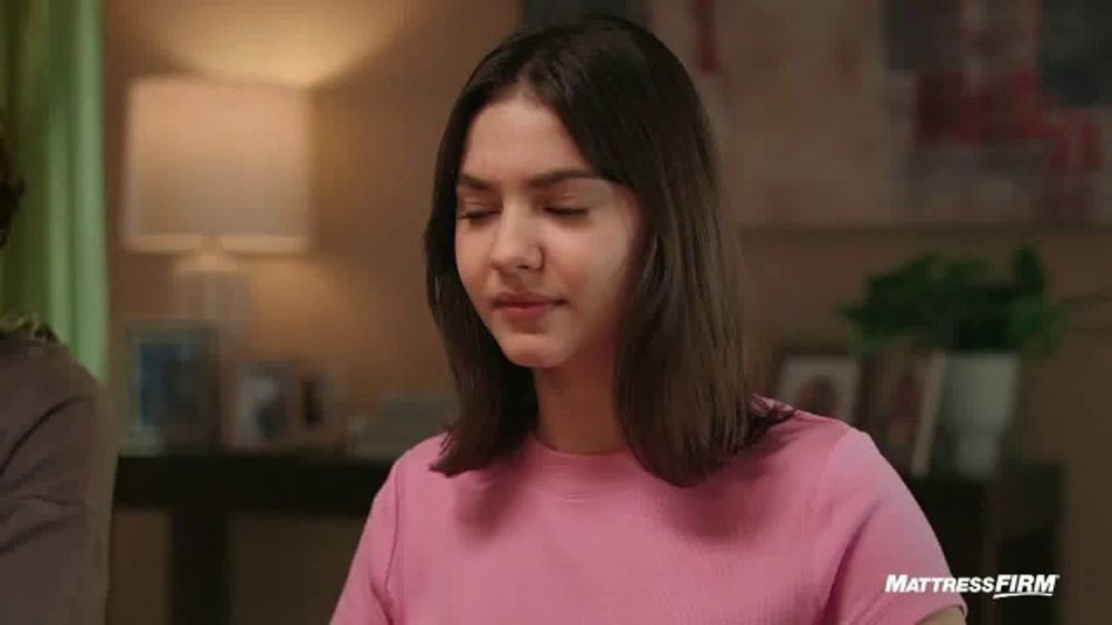 Mattress Firm Venta de 72 Horas: Cena Familiar (2026)