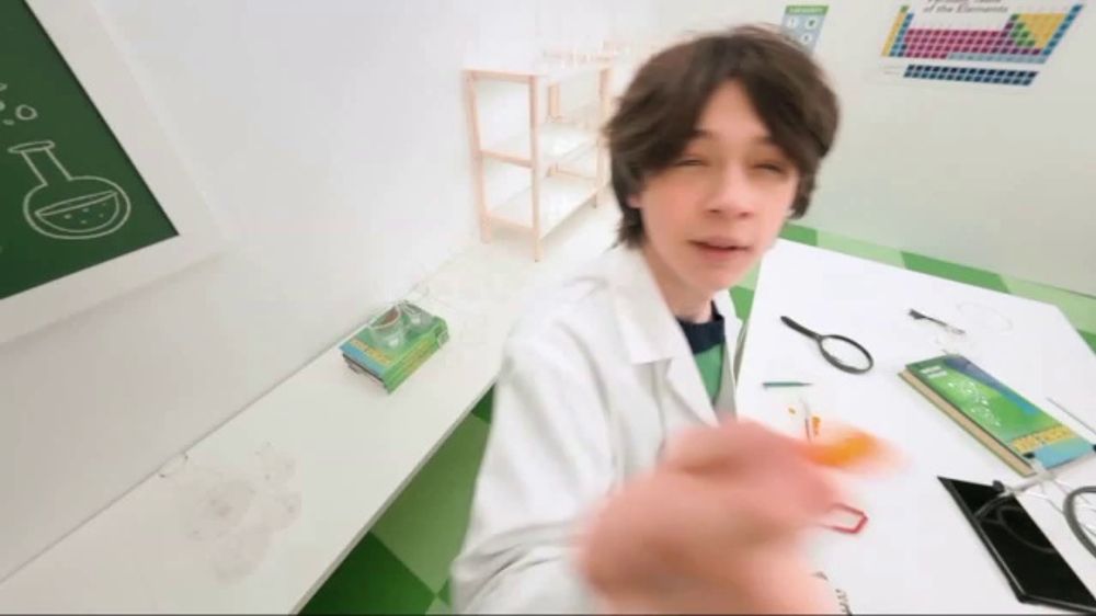 Skittles 🍬 SKITTLES Gummies – Squish the Rainbow