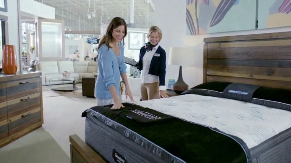 Rooms to Go 🛏️ Presidents Day Mattress Sale: Smart Mattress Shoppers $297