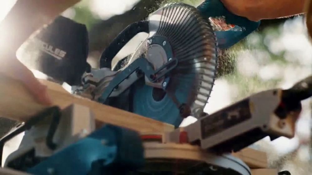 Harbor Freight Parking Lot Sale: The Unofficial New Year (2026)