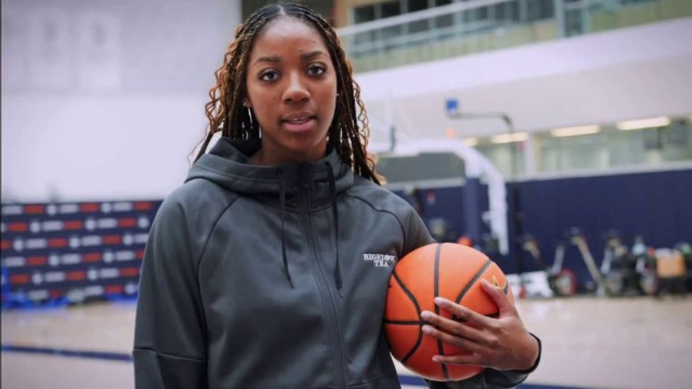 Bigelow Tea “Basketball” (2026)