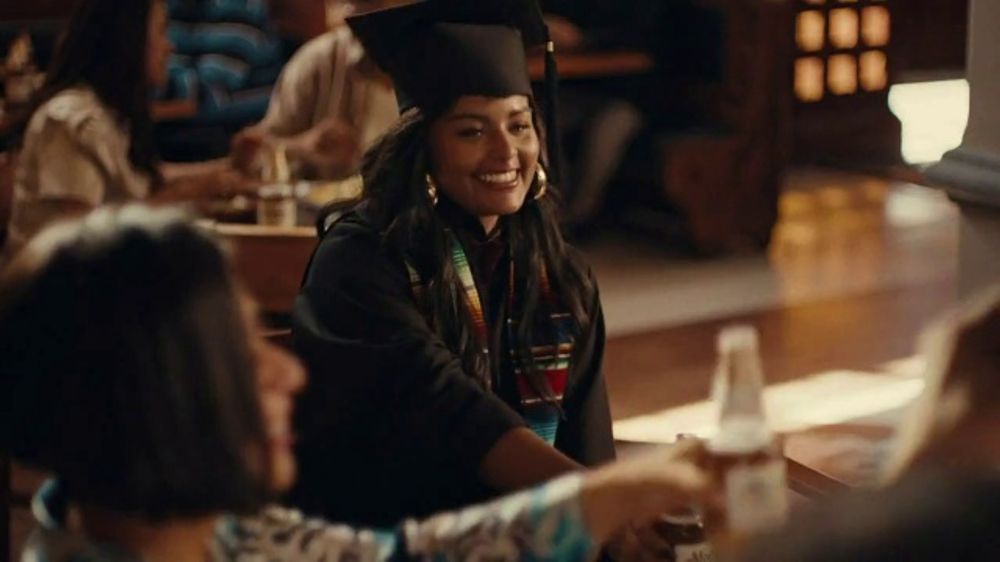 Modelo La marca de los luchadores: Hijos (2026) | Anuncio en Español con Música de Ennio Morricone