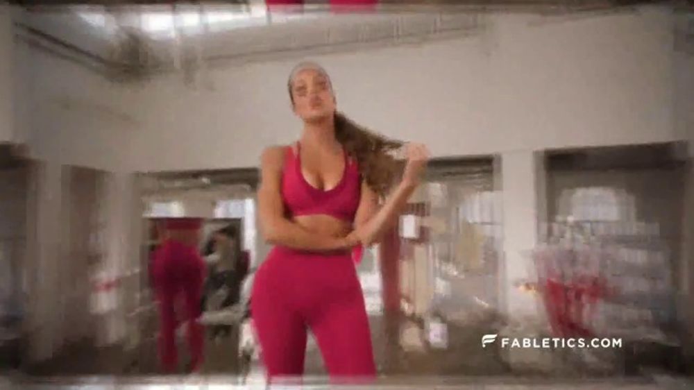 Fabletics “Exude Confidence: 80% Off” (2026) – Featuring Khloé Kardashian