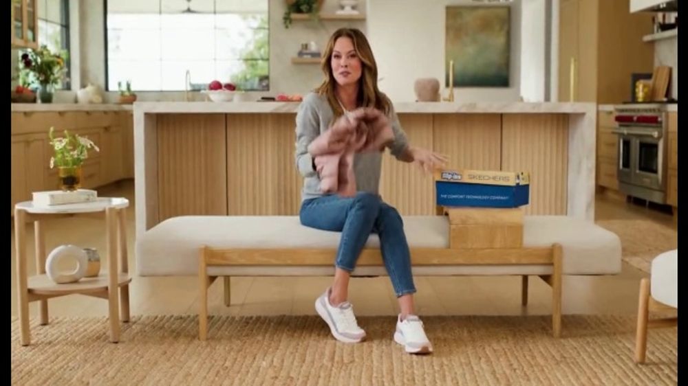 Skechers “Hands‑Free Slip‑Ins: Puff Jacket” Featuring Brooke Burke – 2026 