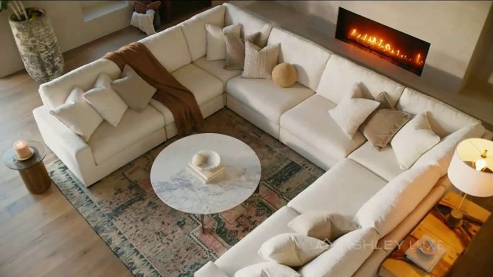 Ashley HomeStore Ashley Luxe Premium Style 2026