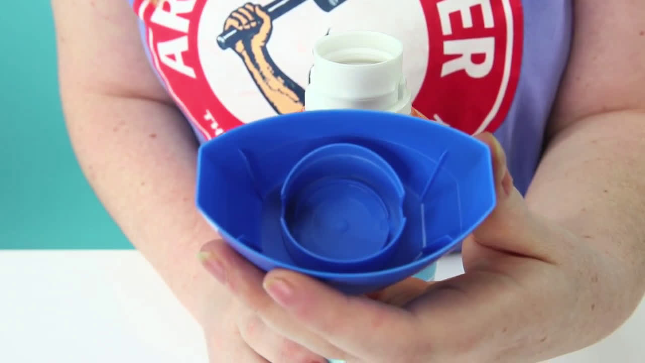  How to Use the Scent Booster Dosing Cap