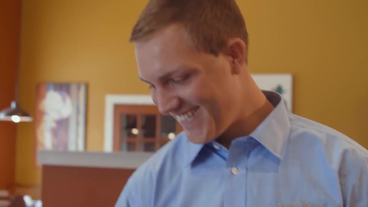  Find All Your Favorite Foods On The Buffet