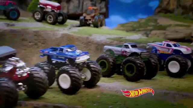 Monster Trucks - Disney Channel: Go Big