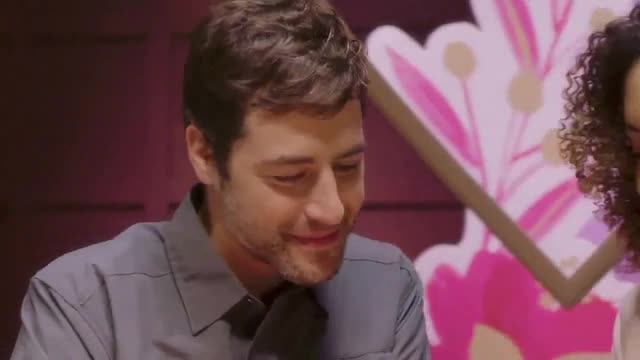  Paper Wonder - Watch What Happens